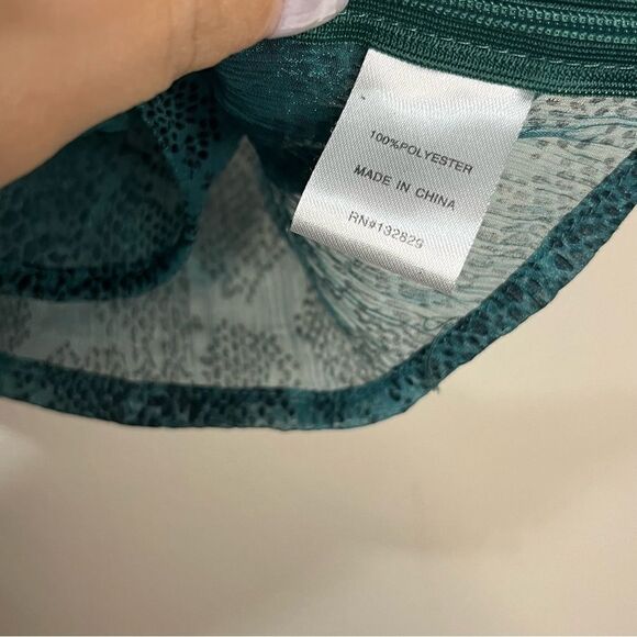 SUPERDOWN Becca Square Neck Top in Teal Snake XS - Picture 8 of 9